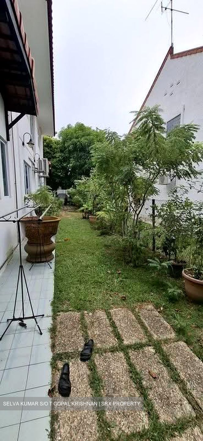 East View Garden (D16), Terrace #635988011